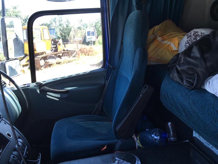 Used 2001 DAF 85 CF 430 MANUAL EURO 3