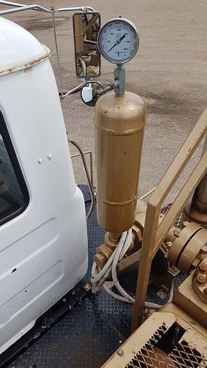 Used 1980 MACK DM600 Twin Steer Heavy Duty Oilfield Pump / Kill Truck