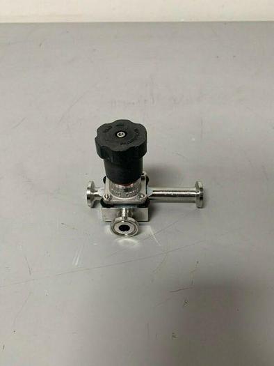 Used ITT Pure-Flo .5x.5-316L-RA20MAX-CWP150 3-way Diaphragm Valve w/ 1/2" Sanitary