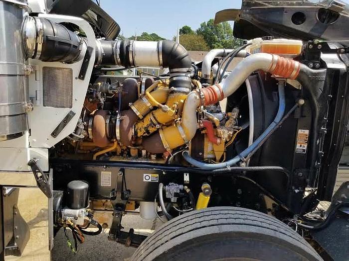 Used 2009 Kenworth W900L