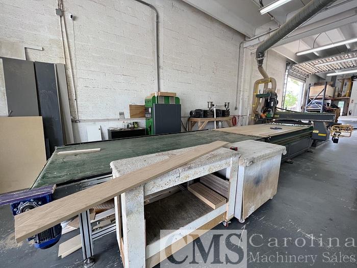 Used Unknown CNC Router with Infeed & Outfeed