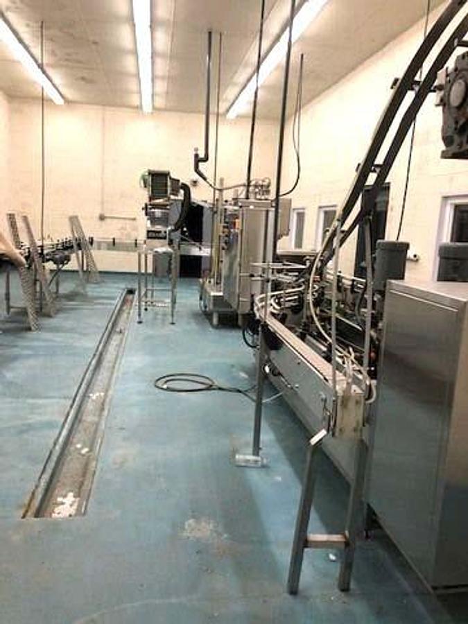 Used Lot – 65 Feet Single File 3.25-Inch Wide Stainless Steel Conveyors with 90° Curves