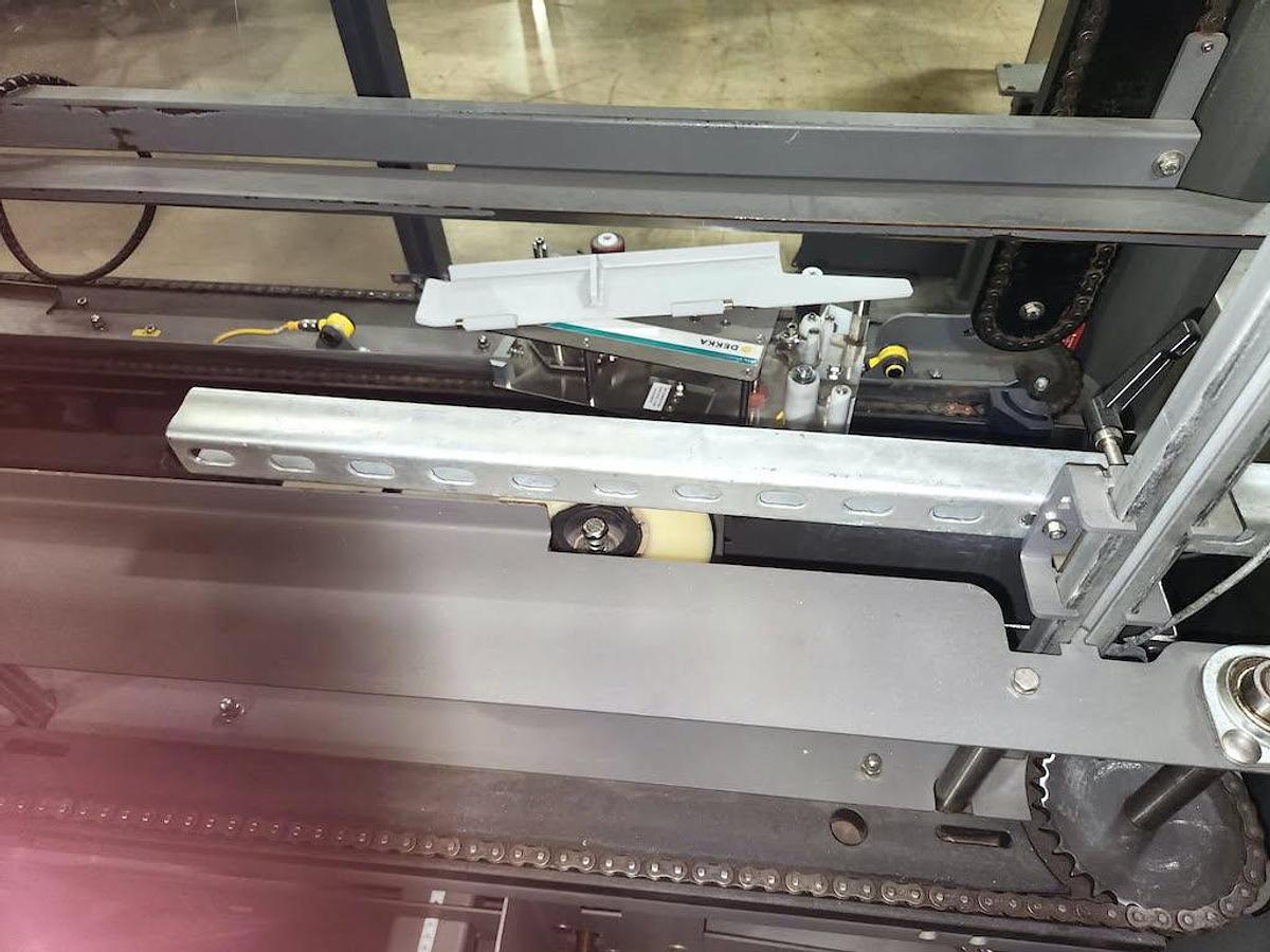 Used PEARSON CE25 Case Erector - Case Former Taper, Year 2008
