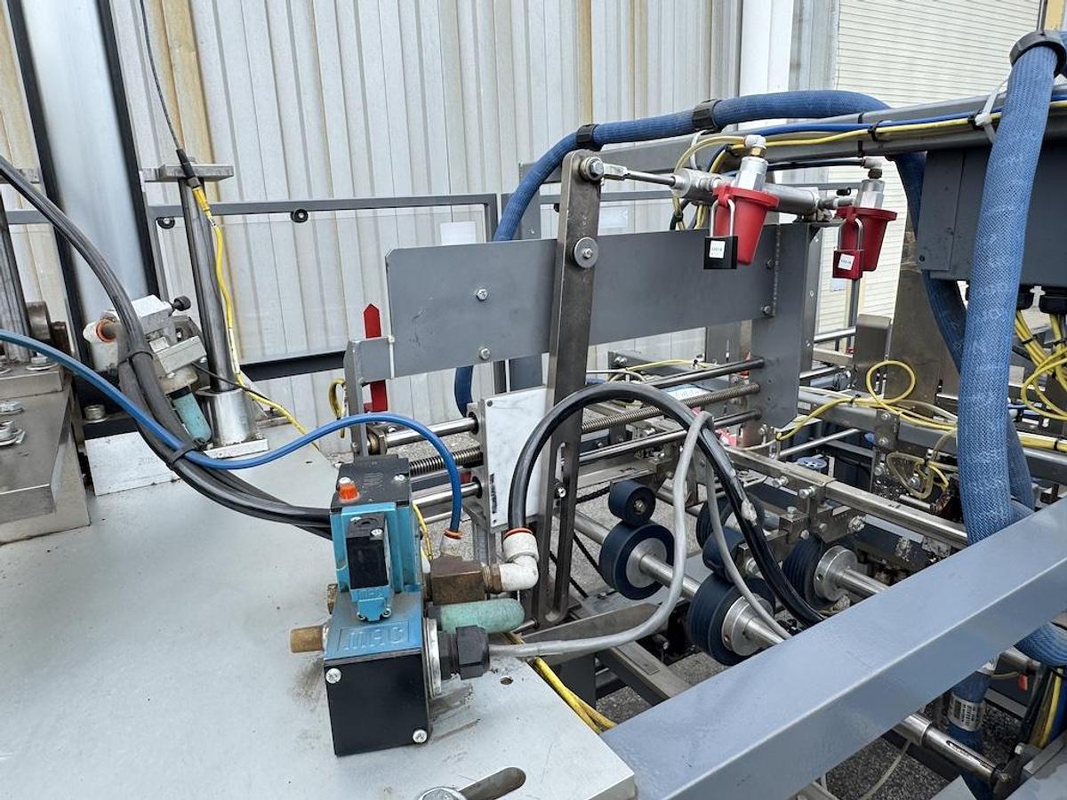 Used WESTROCK 4410 Tray Former / Tray Erector 