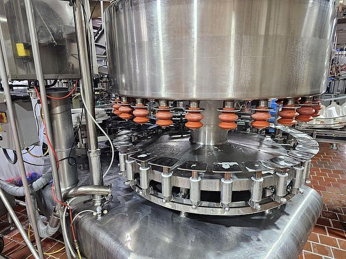 Used Federal 26v Bottle Filler with 8 Head Plastic Screw Capper – Gallon Pitch