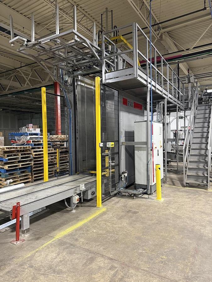 Used Complete Beverage Canning Line with Krones 28v Can Filler and Ferrum Can Seamer 