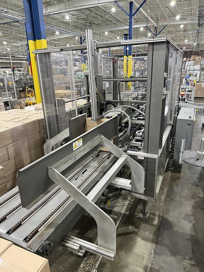 Used Pearson Case Former - Case Erector Model R235 with Nordson 