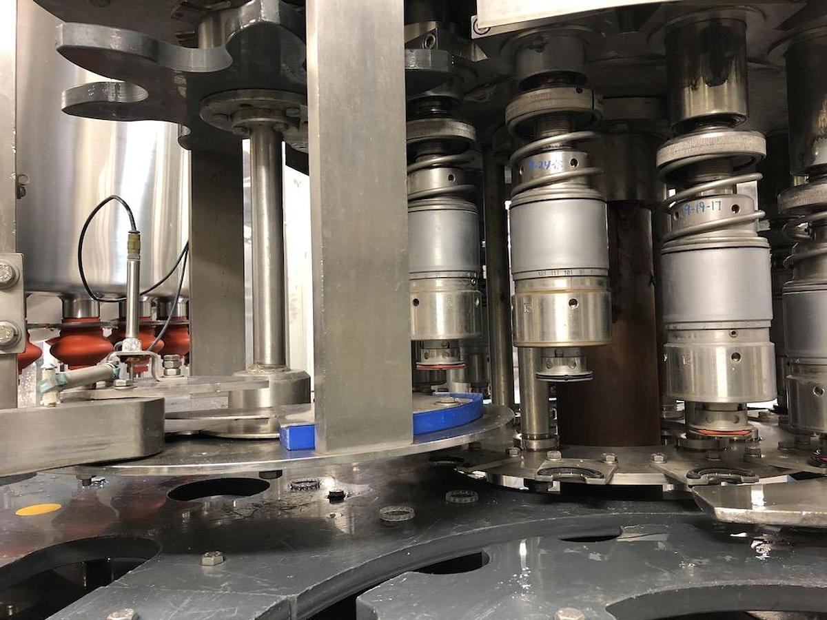 Used Federal Bottle Filler model 42/14 with IPEC Plastic Screw Capper