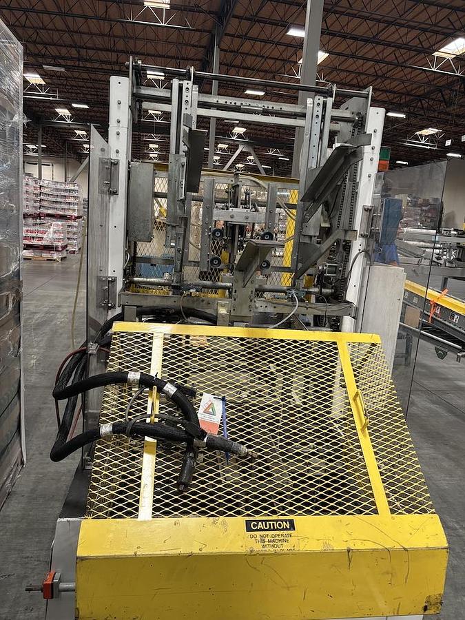 Used SWF Tray Former Model TF400 VK