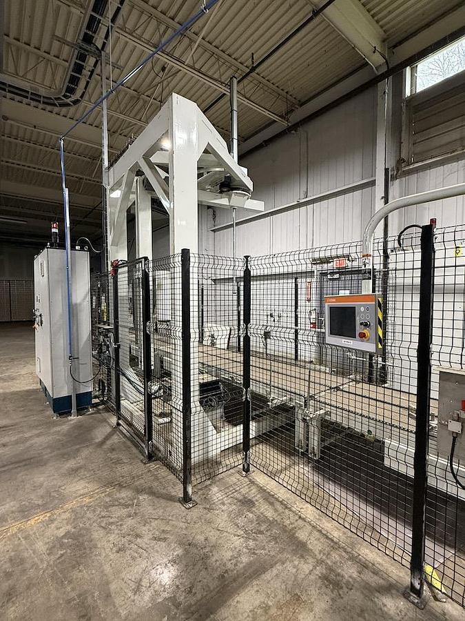 Used Complete Beverage Canning Line with Krones 28v Can Filler and Ferrum Can Seamer 