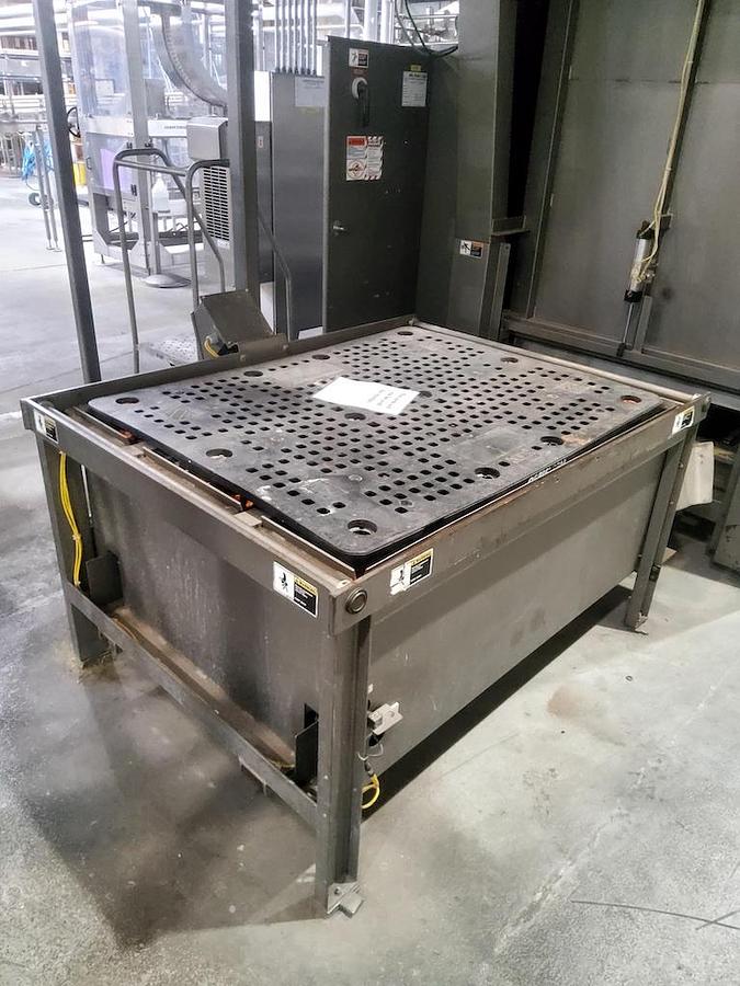 Used Busse / SJI Automatic High Level Bulk Container Depalletizer, Model W3002