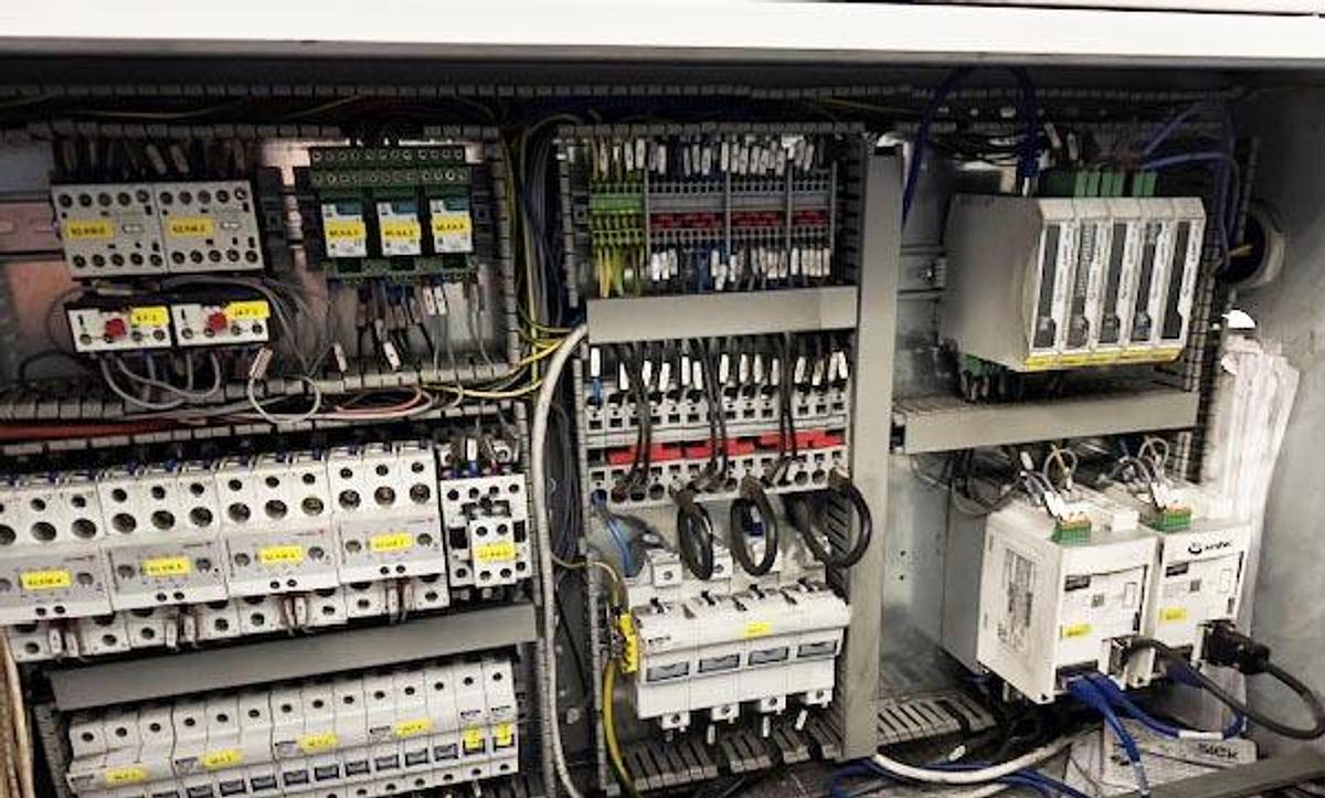 Used SMIpack Automatic Overlap Shrink Wrapper + Tray Former + Laner