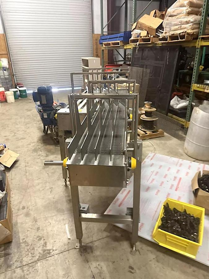 Used Switchback Model AI-3H Brewpack 150 End Load Cartoner with Variety Pack Laning System 