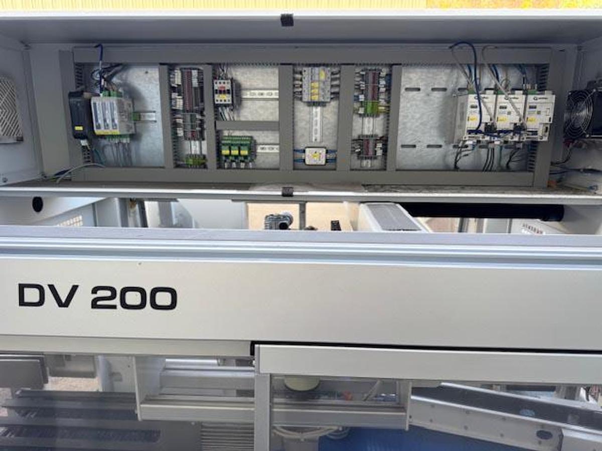 Used SMIpack Automatic Overlap Shrink Wrapper + Tray Former + Laner