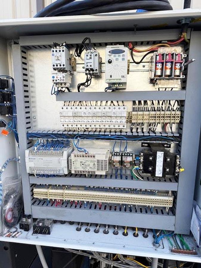 Used iPak Fully Automatic Tray Former, Model TF-200Q Tray Former