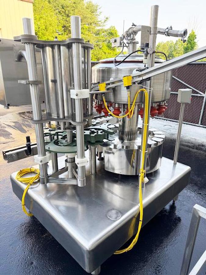 Used Filler Specialties 18/6 Mono-Block Bottle Filler-Capper