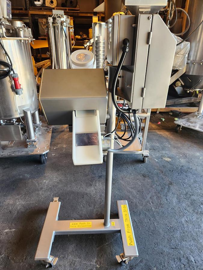 Used Loma Metal Detector Model IQ2 PHARM