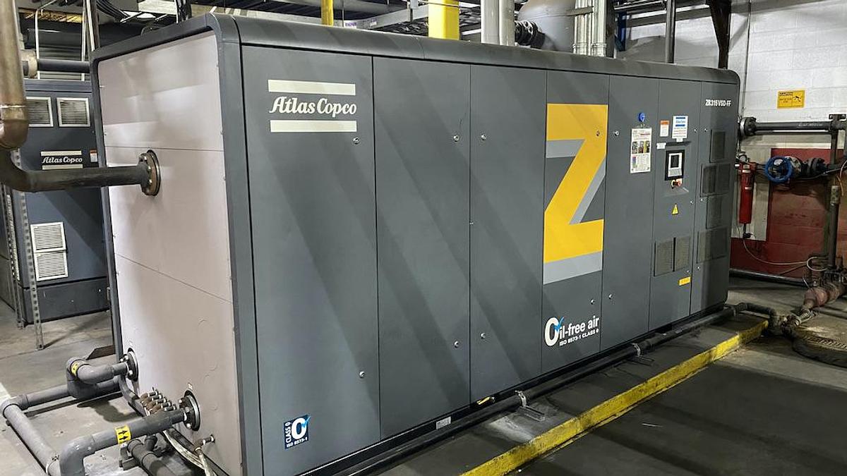 Used Complete used Krones 54,000 BPH Water Bottling Line, Year 2017