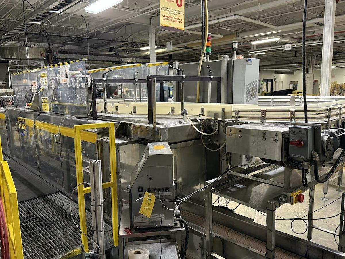 Used Hartness Model 835 Flex Case Packer - Tray Packer
