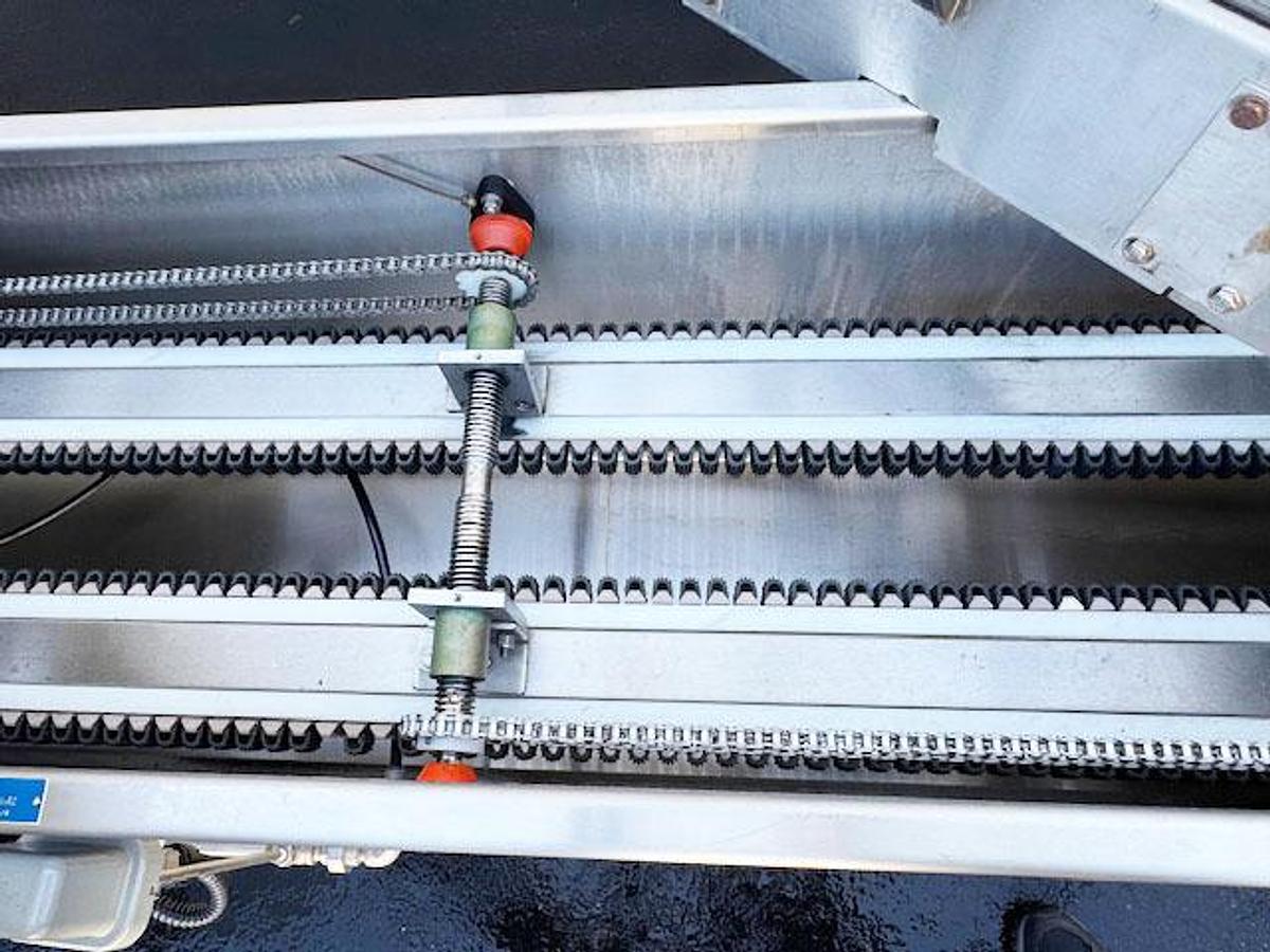 Used Bevco Gripper Bottle Rinser