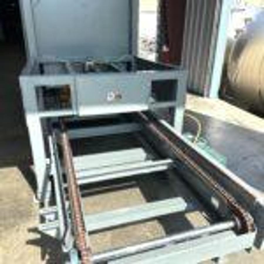 Used Alvey Automatic High Speed Case Unitizer, model 881, Year 2010