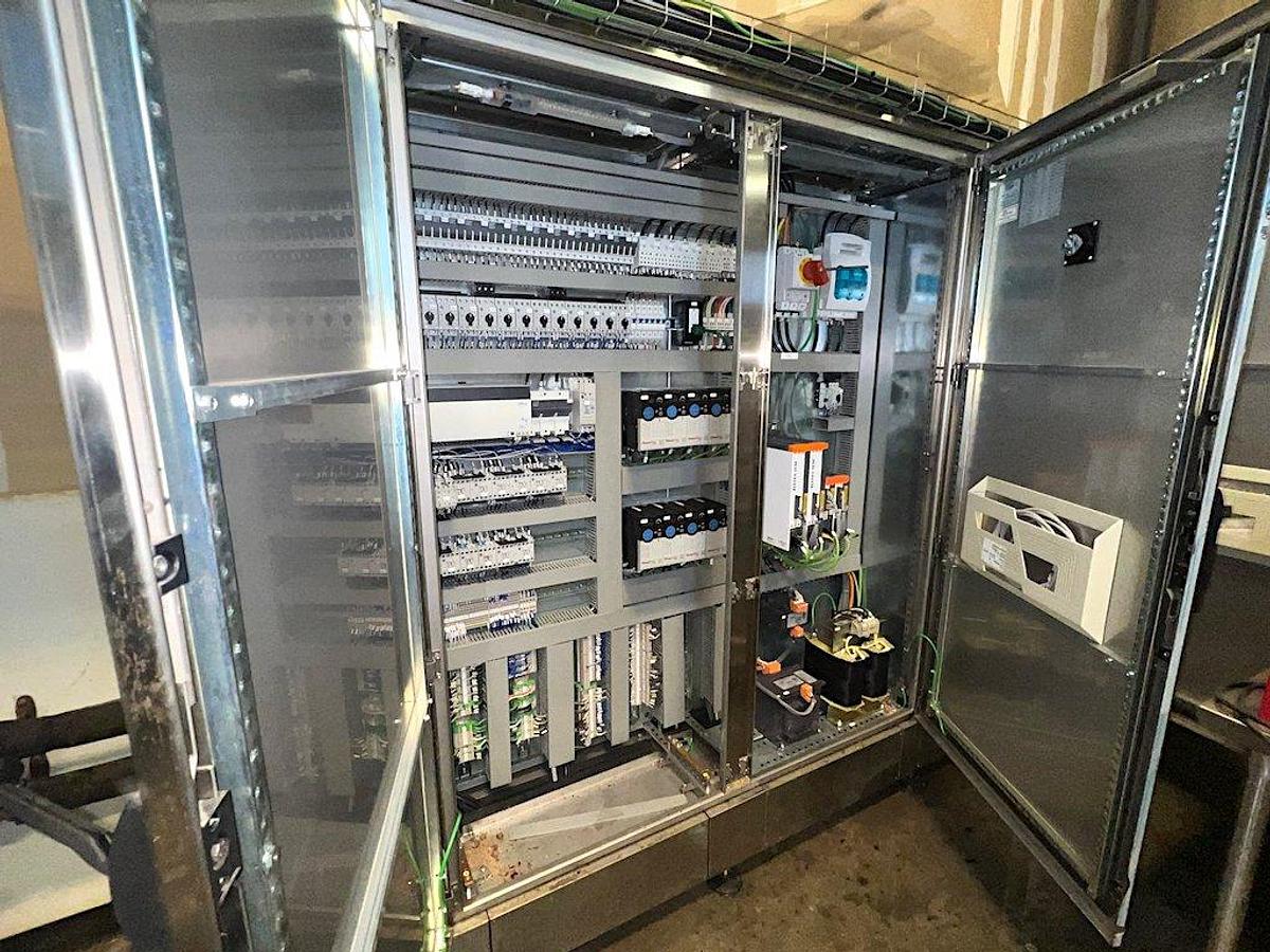 Used KOSME Complete Bottling Line Includes Depalletizer, Barifill Glass Filler & Flexa Labeler