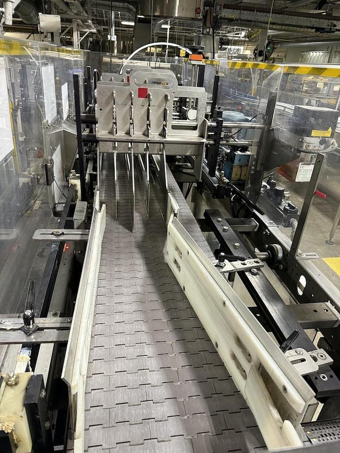 Used Hartness Model 835 Flex Case Packer - Tray Packer