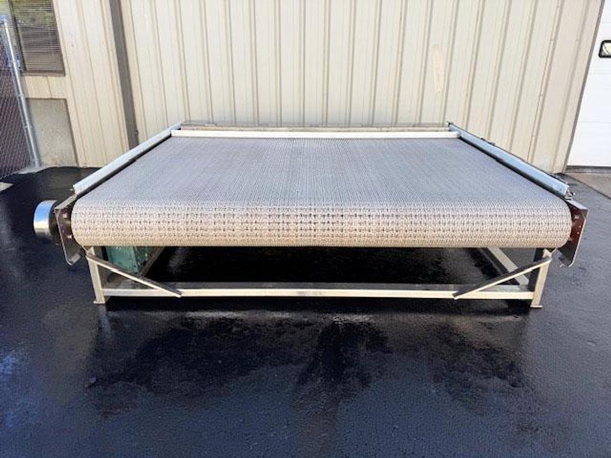 Used NERCON Bi-Directional Accumulation Table, Stainless Steel 9' Wide x 8' Long