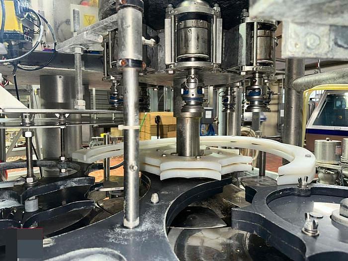 Used Federal 26v Bottle Filler with 8 Head Plastic Screw Capper – Gallon Pitch