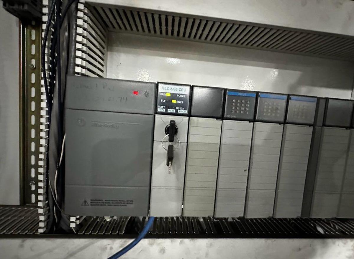 Used Columbia Case Palletizer, Low Level Model FL150