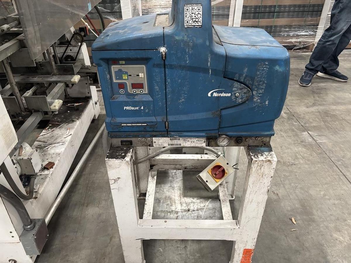 Used SWF Tray Former Model TF400 VK