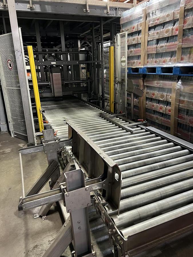 Used Complete used Krones 54,000 BPH Water Bottling Line, Year 2017