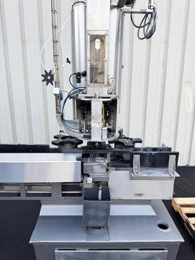 Used Alcoa 4-Head Freestanding Plastic Screw Capper