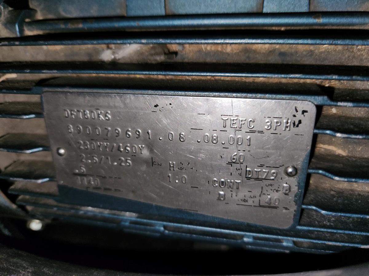 Used Garvey Accumulation / Feed Table