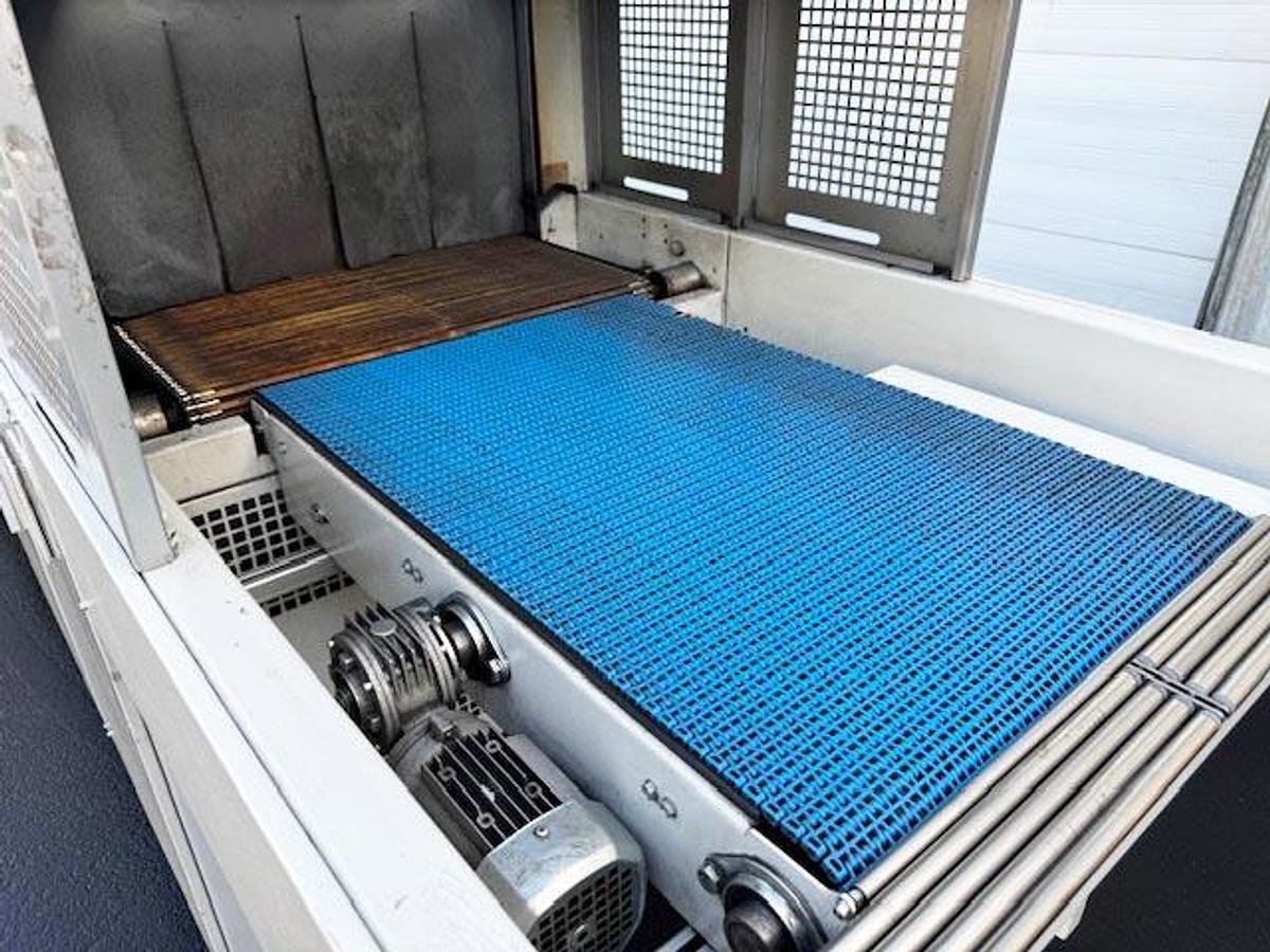 Used SMIpack Automatic Overlap Shrink Wrapper + Tray Former + Laner