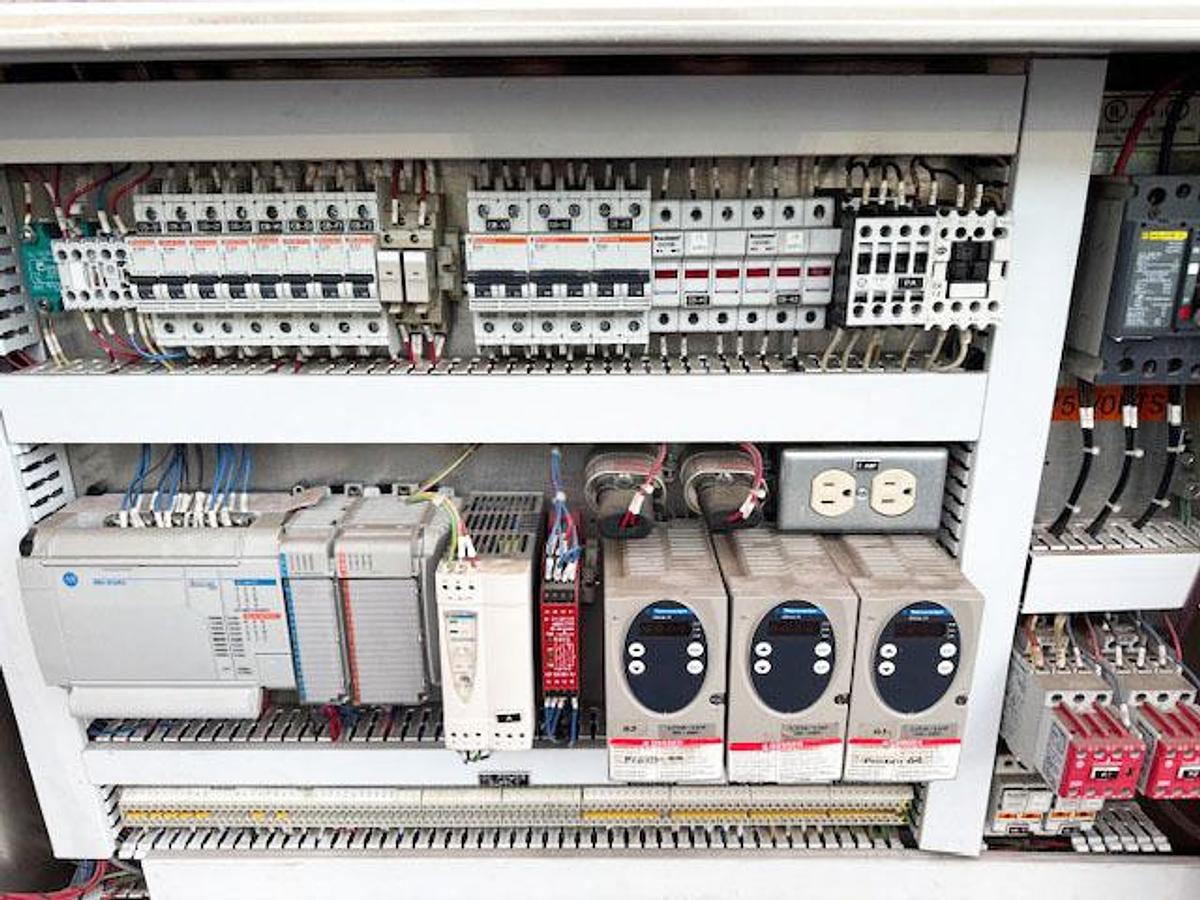 Used Polypack Tray Shrink Wrap Bundler with Heat Tunnel