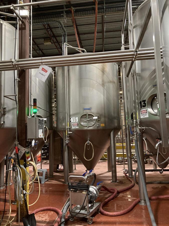 Used Paul Mueller 3900 Gallon Jacketed Fermentation Tank