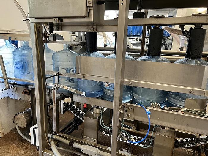 Used COMPLETE CAP SNAP 5 GAL WATER BOTTLING LINE 800 BPH AUTOMATIC