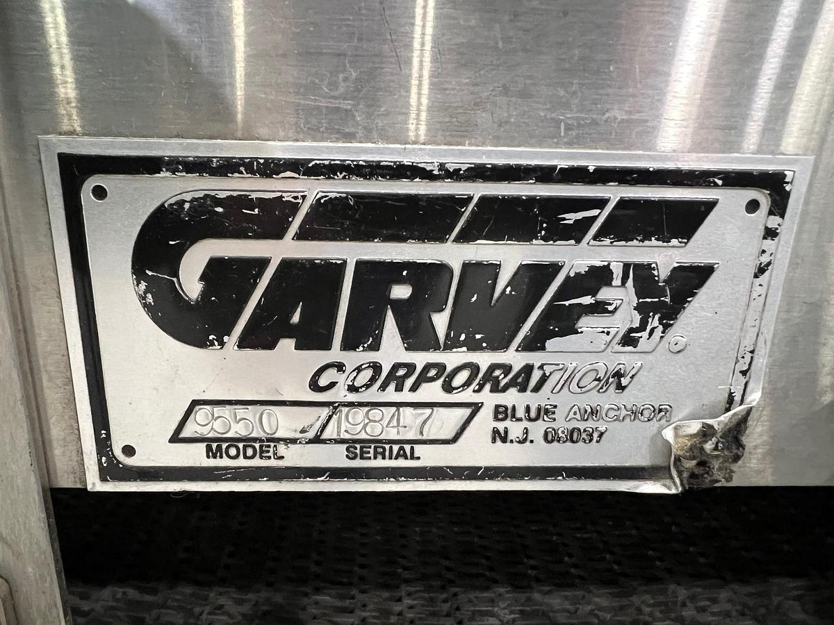Used Garvey Accumulation / Feed Table