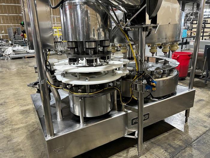Used FOGG 18 valve Bottle Filler with 5 head Plastic Screw Capper