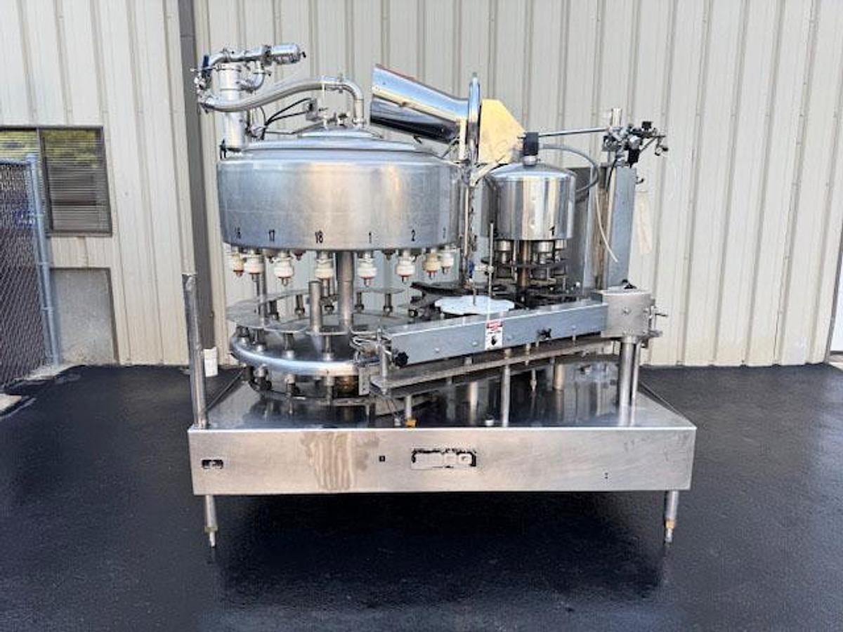 Used FOGG 18 Valve Bottle Filler with 5 head Plastic Screw Capper