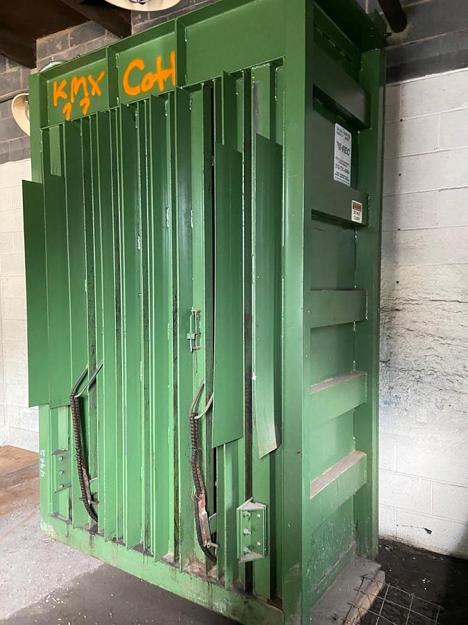 Used used Philadelphia Tramrail Vertical Bailer