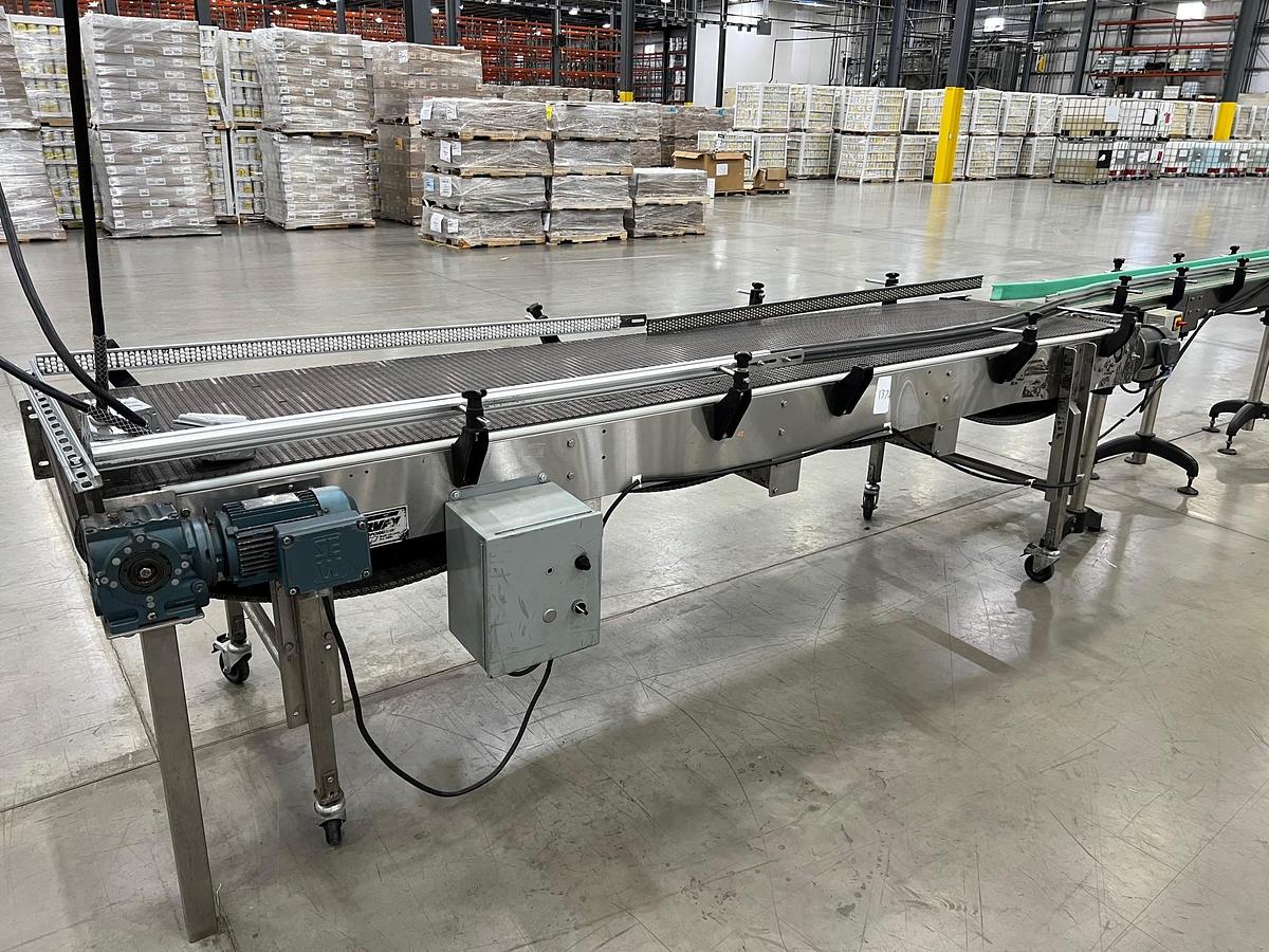 Used Garvey Accumulation / Feed Table