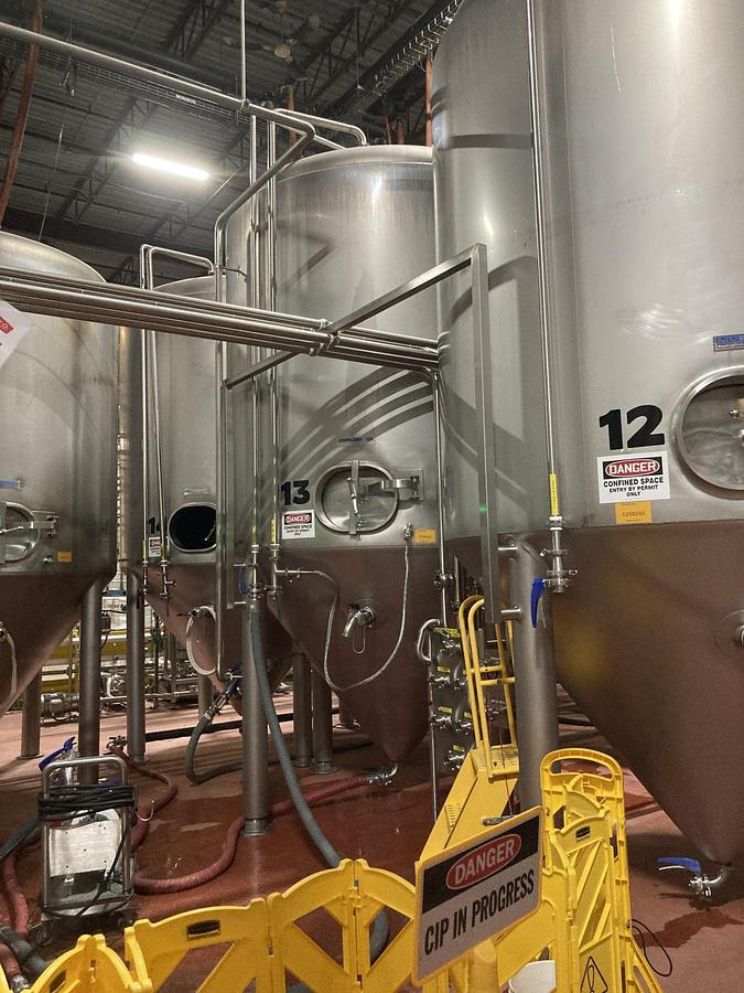 Used Paul Mueller 3900 Gallon Jacketed Fermentation Tank