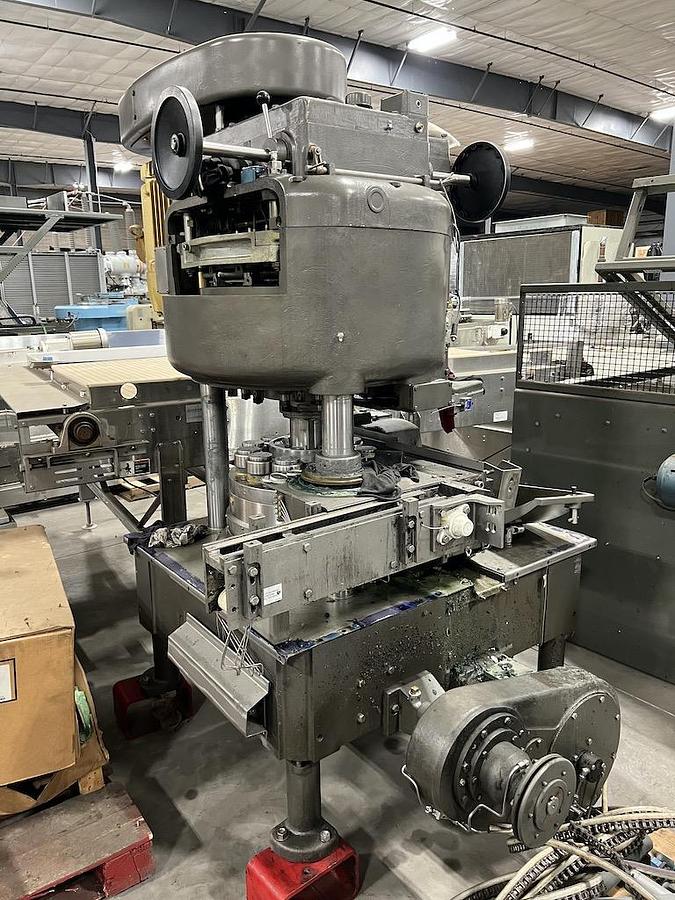 Used used Angelus 121L Seamer with ancillary; control panel, chain and lube panel
