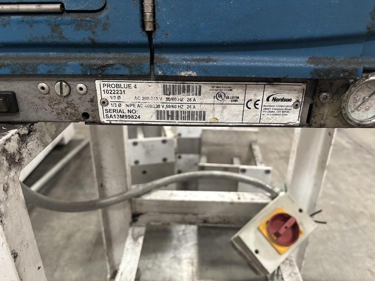 Used SWF Tray Former Model TF400 VK