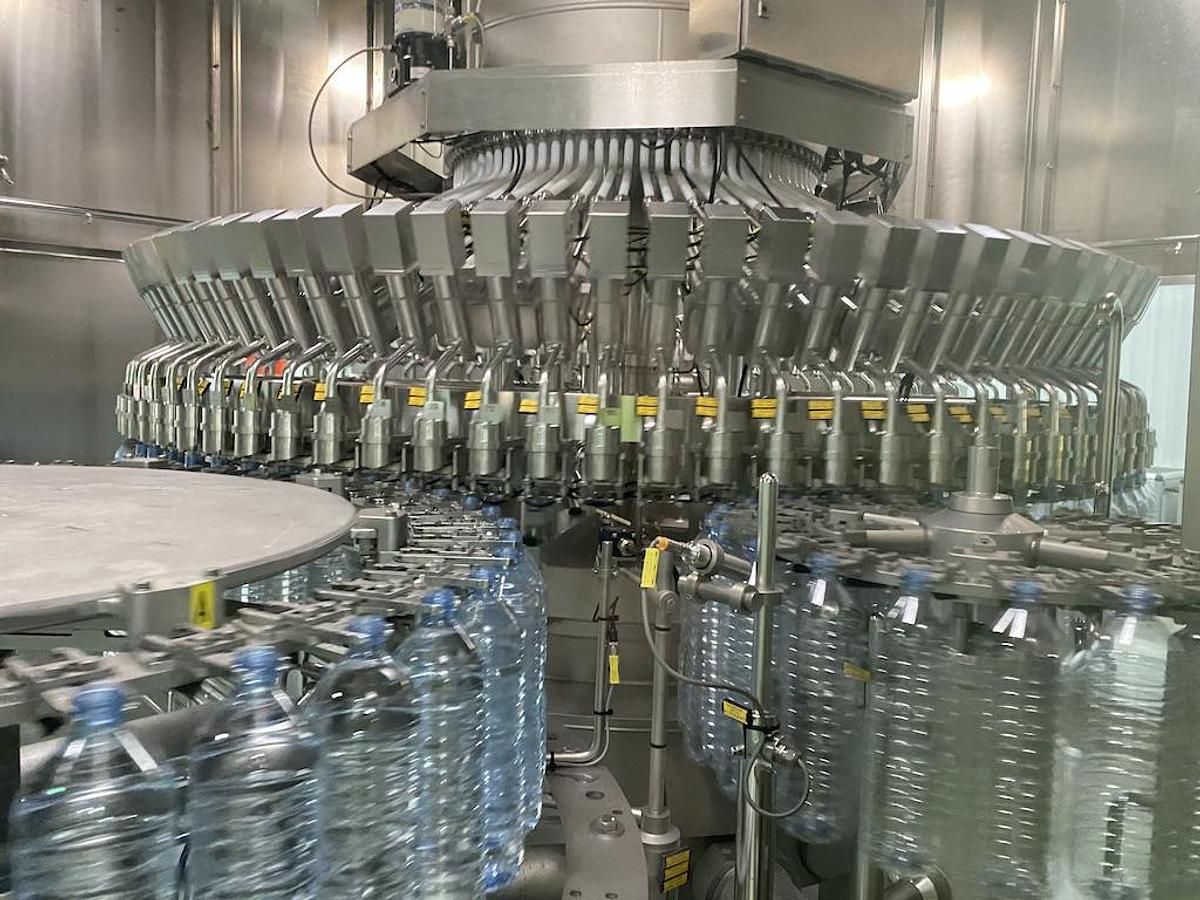 Used Complete used Krones 54,000 BPH Water Bottling Line, Year 2017
