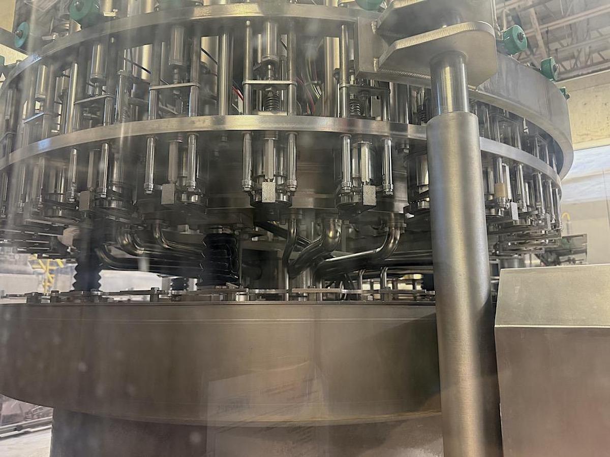 Used used Krones 32 Valve Can Filler / Ferrum 5 Head Seamer