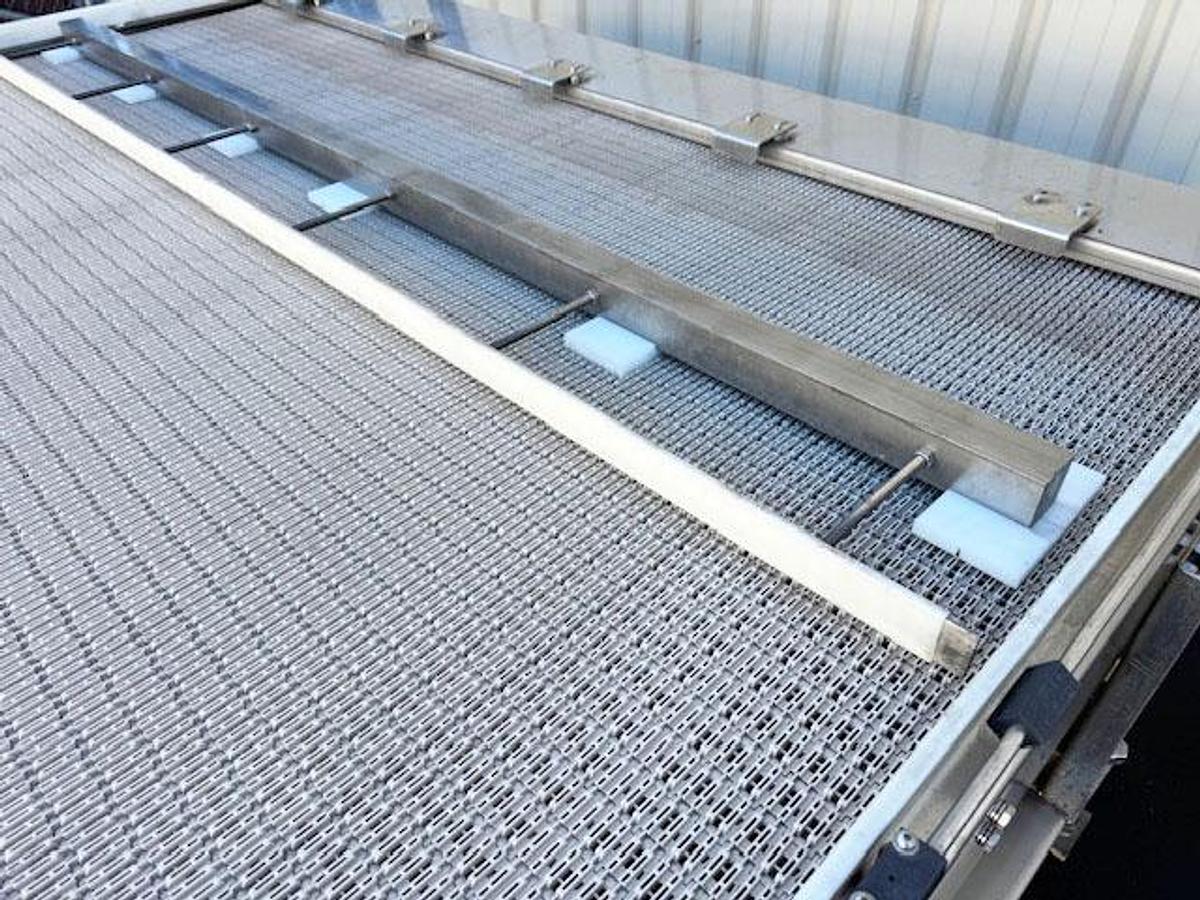 Used NERCON Bi-Directional Accumulation Table, Stainless Steel 9' Wide x 8' Long