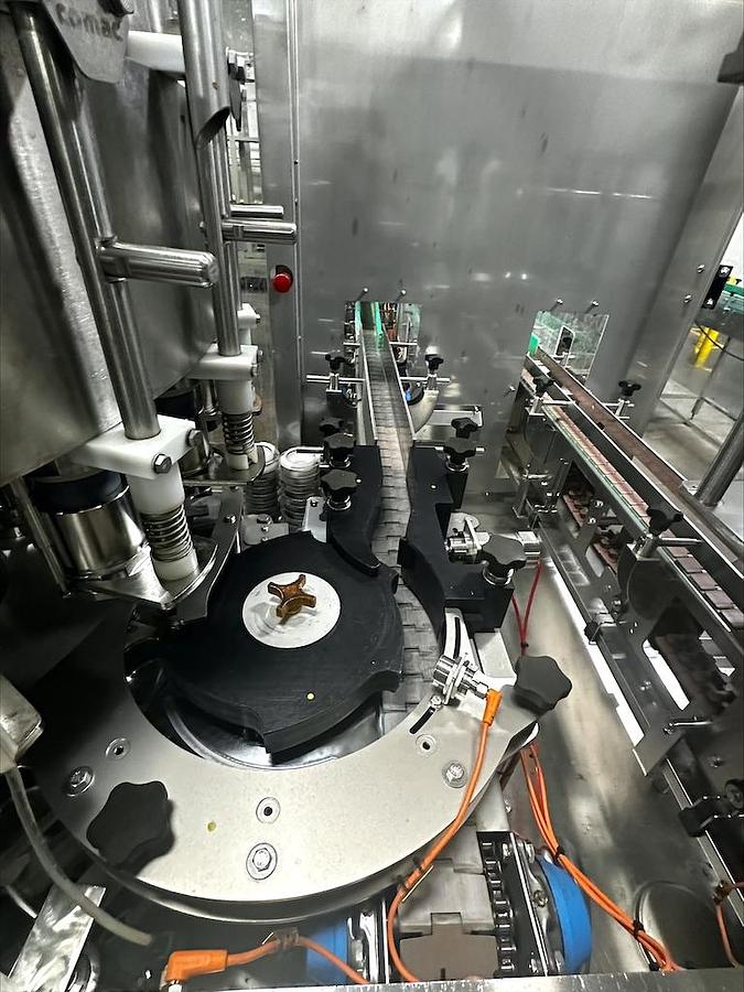 Used CFT 20 valve Can Filler / 4 Head Can Seamer, Model 2000/4L, year 2021